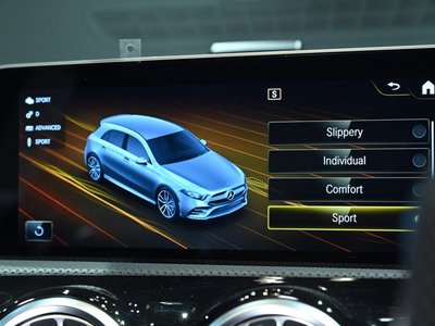 2019 Mercedes-BENZ A-CLASS AMG — миниатюра 46
