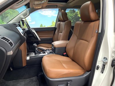 2022 Toyota LAND CRUISER PRADO — миниатюра 24