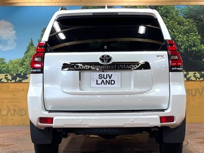 2022 Toyota LAND CRUISER PRADO — миниатюра 15