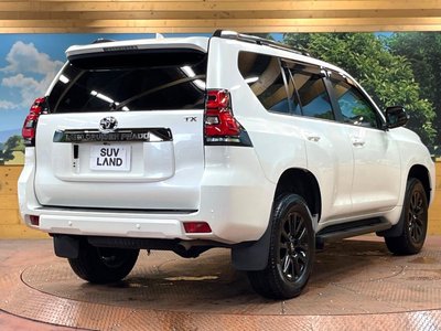 2022 Toyota LAND CRUISER PRADO — миниатюра 17