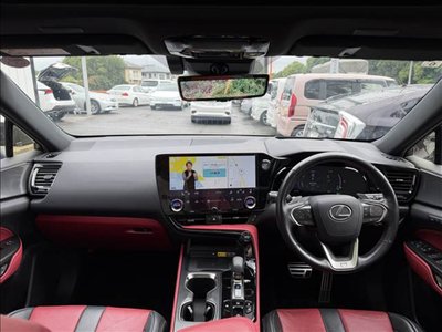 صورة 2 لـ 2023 Lexus NX