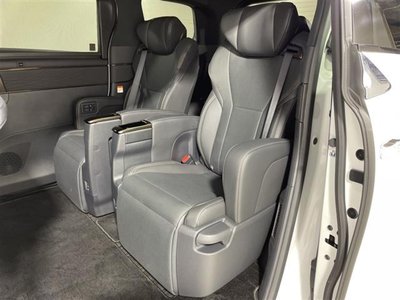 2025 TOYOTA ALPHARD — миниатюра 29