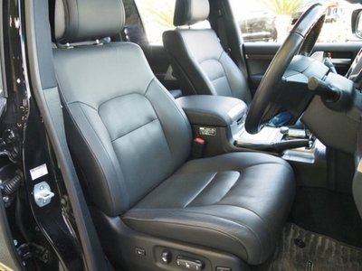 2020 Toyota LAND CRUISER 200 缩略图 22
