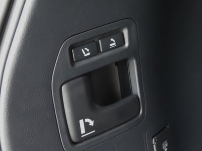 2020 Toyota LAND CRUISER 200 缩略图 33