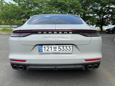 PORSCHE PANAMERA - 3
