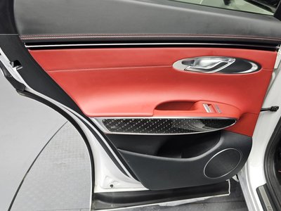 2022 Genesis GV70 — миниатюра 15