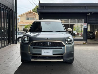 2024 MINI COOPER COUNTRYMAN photo 2