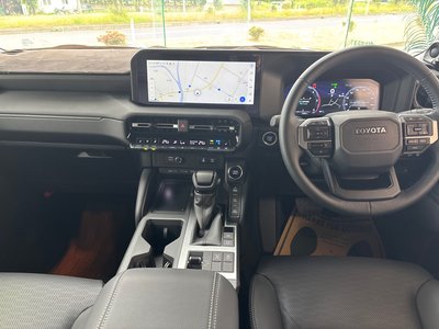 TOYOTA LAND CRUISER 250 - 9