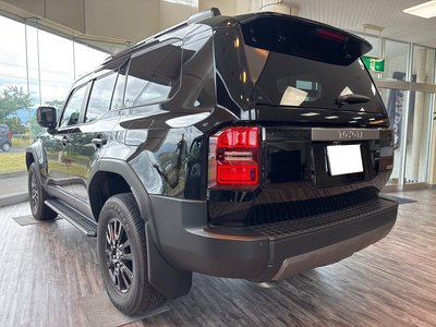 TOYOTA LAND CRUISER 250 - 7