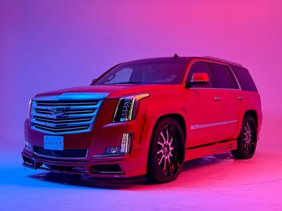 CADILLAC ESCALADE - 1