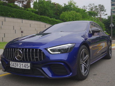 MERCEDES-BENZ GT AMG