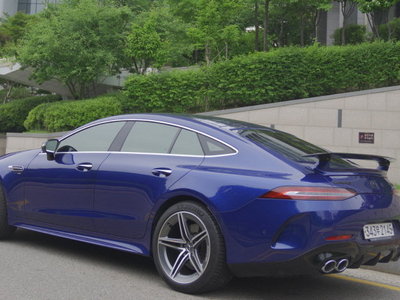 MERCEDES-BENZ GT AMG - 5