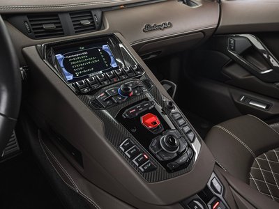 صورة مصغرة 26 لـ 2019 Lamborghini AVENTADOR