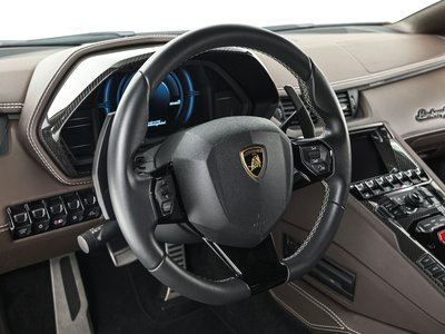 صورة مصغرة 22 لـ 2019 Lamborghini AVENTADOR