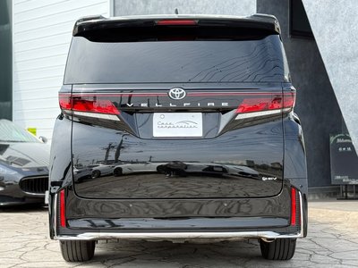 TOYOTA VELLFIRE - 4