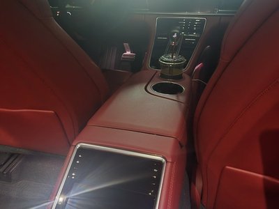 PORSCHE PANAMERA - 5