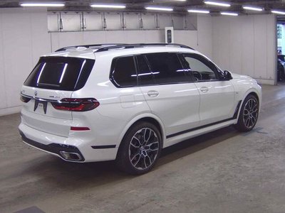 صورة 5 لـ 2023 BMW X7