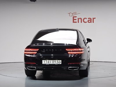GENESIS G80 (RG3) - 4