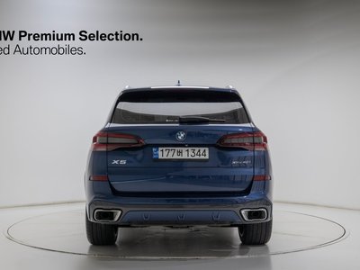 صورة 3 لـ 2022 BMW X5