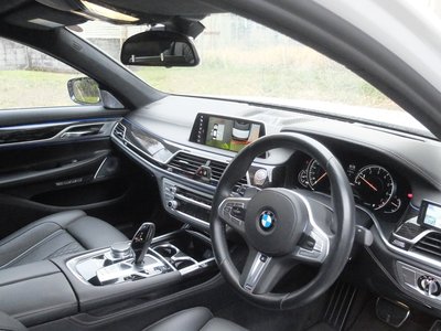BMW 7 SERIES - 7