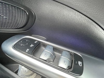 2024 Mercedes-BENZ C-CLASS — миниатюра 13
