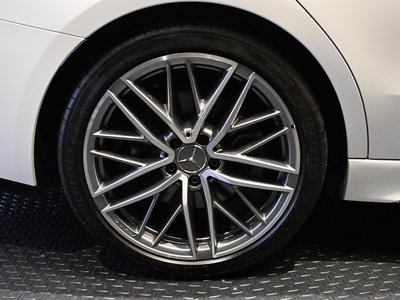 MERCEDES-BENZ C-CLASS AMG - 10