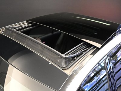 MERCEDES-BENZ C-CLASS AMG - 8