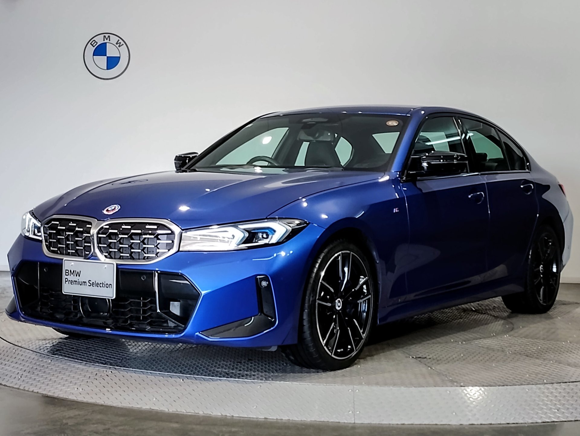 BMW 3 SERIES - View 1