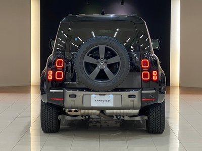 LAND ROVER DEFENDER - 6