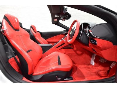 صورة مصغرة 27 لـ 2025 Ferrari ROMA SPIDER