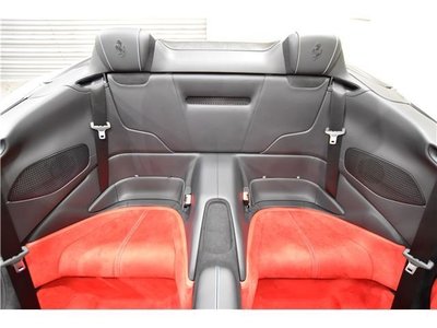 صورة مصغرة 32 لـ 2025 Ferrari ROMA SPIDER
