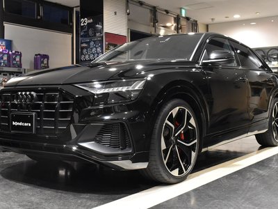 AUDI SQ8 - 1