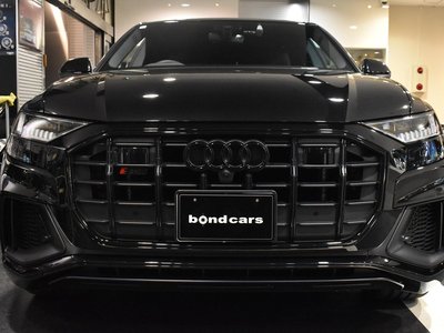 AUDI SQ8 - 6