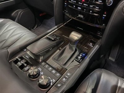 LEXUS LX - 10
