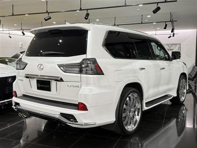 LEXUS LX - 3