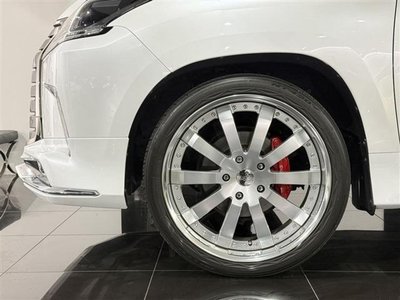 LEXUS LX - 4