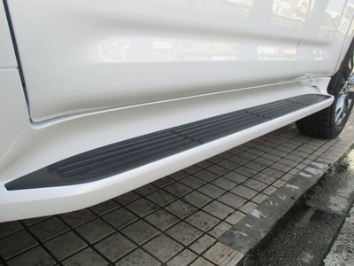 TOYOTA LAND CRUISER 300 - 7