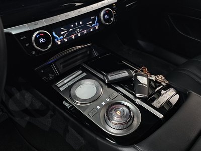 GENESIS G80 (RG3) - 9