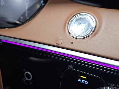 2021 Genesis GV70 — миниатюра 27