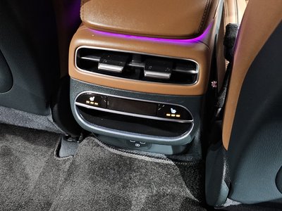 2021 Genesis GV70 — миниатюра 25
