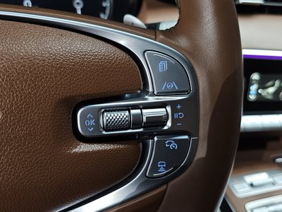 2021 Genesis GV70 — миниатюра 33