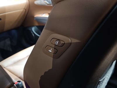 2021 Genesis GV70 — миниатюра 32