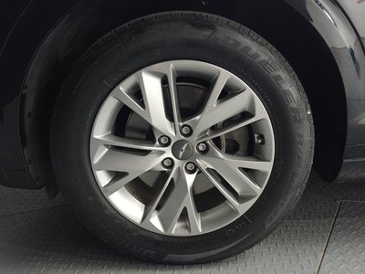 صورة 6 لـ 2021 Genesis GV70