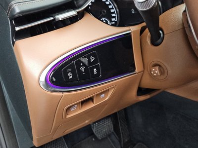 2021 Genesis GV70 — миниатюра 24