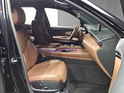 2021 Genesis GV70 — миниатюра 13