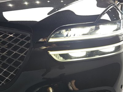 صورة 9 لـ 2021 Genesis GV70