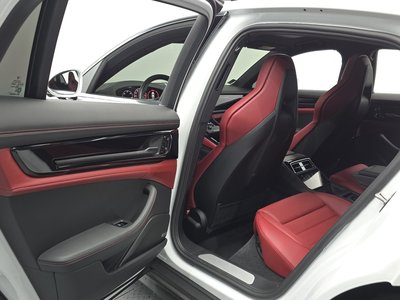 صورة مصغرة 18 لـ 2024 Porsche PANAMERA