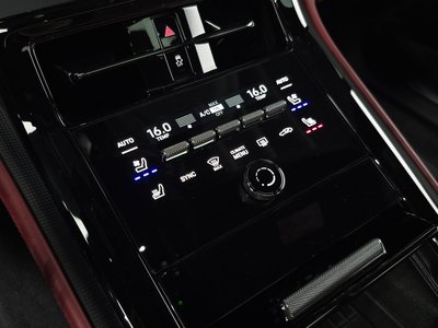 صورة مصغرة 35 لـ 2024 Porsche PANAMERA
