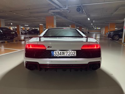 2021 AUDI R8 — фото 3