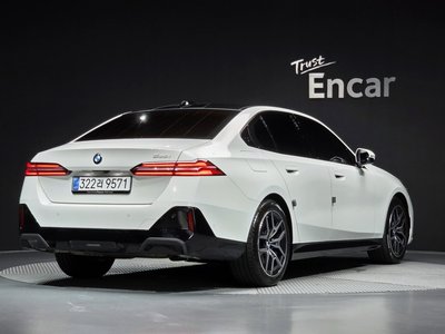 BMW 5 SERIES - 3